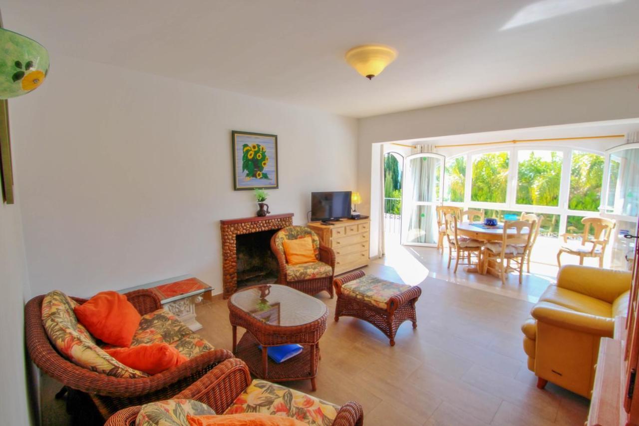 Mabruka - Charming, Finca Style Holiday Villa In เบนิสซา ภายนอก รูปภาพ